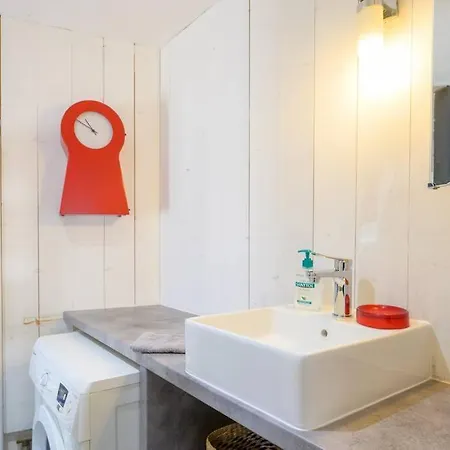 Au Coeur De St Martin: L'arnerault Saint-Martin-de-Ré