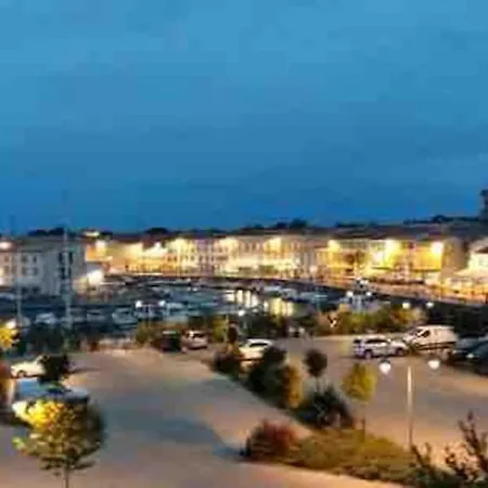 Au Coeur De St Martin: L'arnerault * Saint-Martin-de-Ré