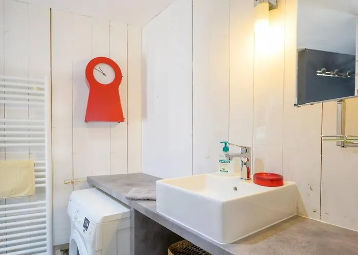 Au Coeur De St Martin: L'arnerault Saint-Martin-de-Ré