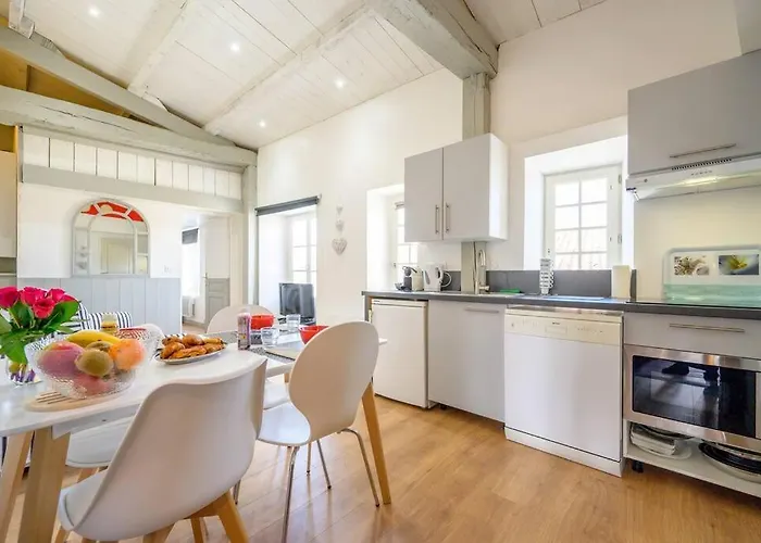 Au Coeur De St Martin: L'arnerault