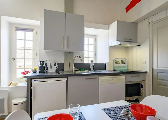 Au Coeur De St Martin: L'arnerault Saint-Martin-de-Ré