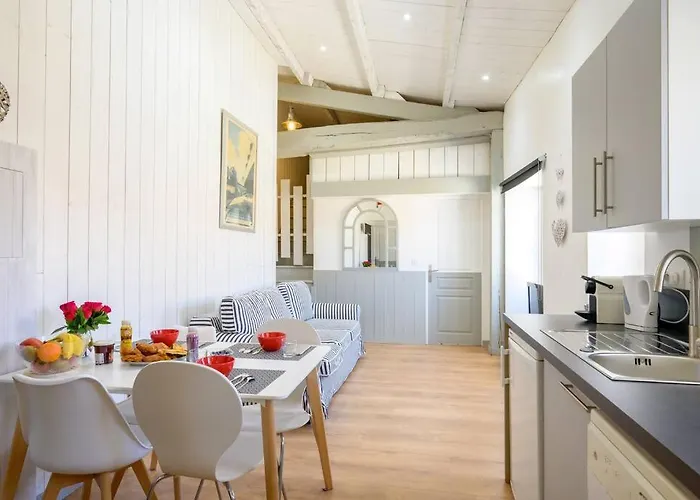 Au Coeur De St Martin: L'arnerault