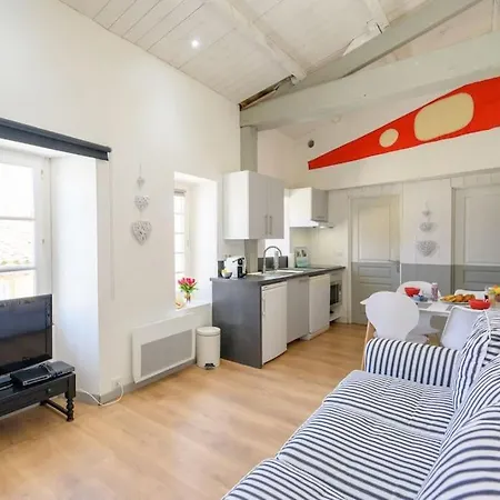 Apartment Au Coeur De St Martin: L'arnerault