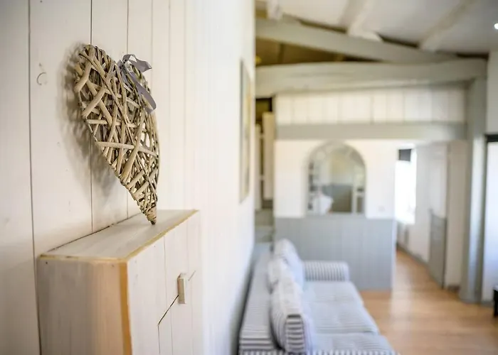 Au Coeur De St Martin: L'arnerault *